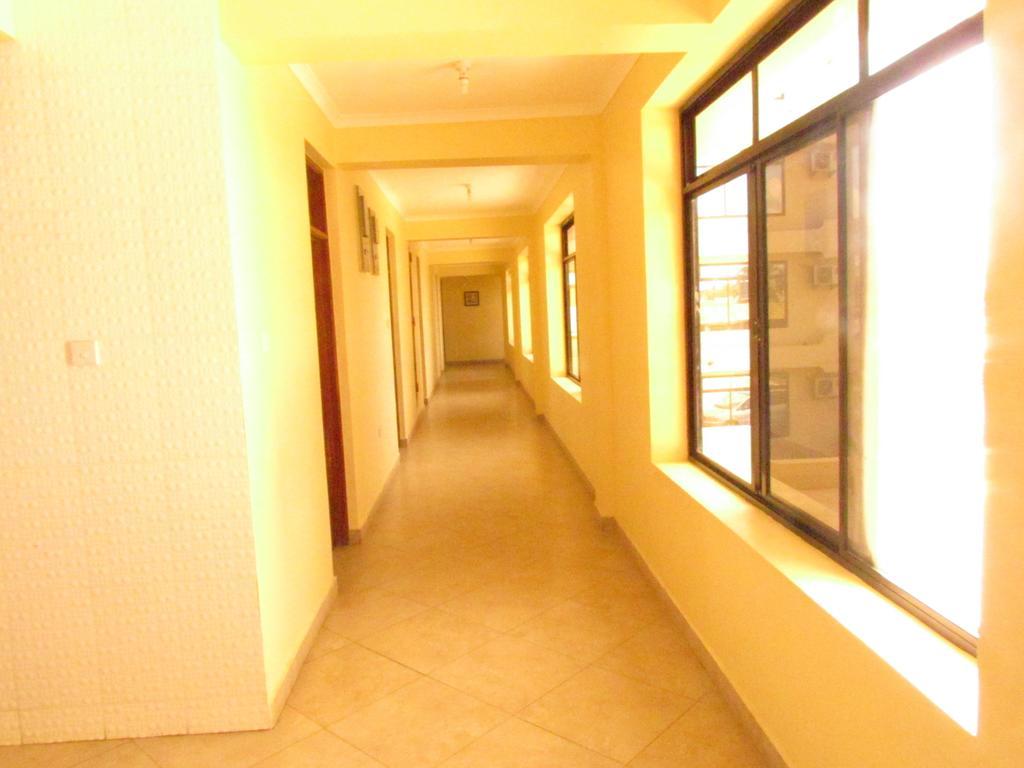 Fq Hotel Limited Дар ес Саалам Екстериор снимка